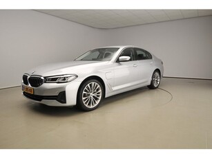 BMW 5 Serie Sedan 530e LCI model!! LED Leder