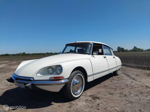 Citroen DS 21M 2175CC 5 bak perfect gerestaureerd