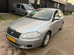 Fiat Croma 1.8-16V Dynamic Export Of Handel Lees tekst!!!