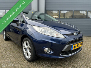 Ford Fiesta 1.25 Titanium Uitvoering _ 2e Eigenaar NL Auto