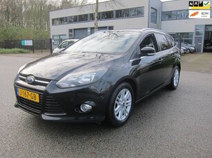 Ford Focus Wagon 1.0 EcoBoost Titanium TREKHAAK NW