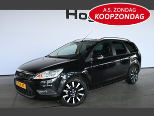 Ford FOCUS Wagon 1.6 Ghia Airco Navigatie Trekhaak Goed Onderhouden! Inruil Mogelijk!