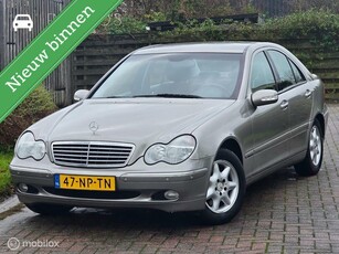 Mercedes C-klasse 180 K. Elegance Keurig! met vol historie