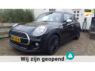 Mini Mini 1.5 Cooper Chili Business Excellent mooie 100 % dealeronderhouden N.L. auto. Logische NAP, APK tot 09-10-2025