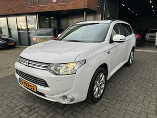 Mitsubishi Outlander 2.0 PHEV Instyle Schuifdak Leder