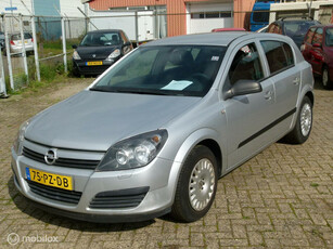 Opel Astra 1.6 APK airco cruisecontrol boekjes 2 sleutels