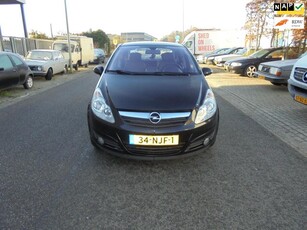 Opel Corsa 1.4-16V Cosmo