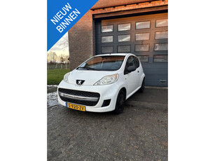 Peugeot 107 1.0-12V XR Facelift/Nieuwe APK