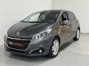 Peugeot 208 1.2 PureTech Signature CLIMA / CRUISE / PANO / APPLE CARPLAY