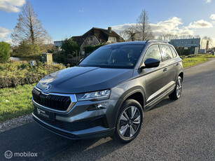 Skoda Karoq 1.5 TSI DSG Business Edition / ACC / Navi / LED