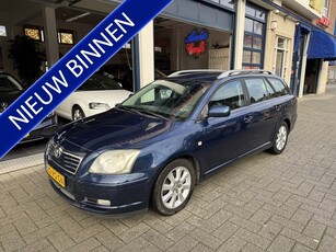 Toyota Avensis wagon 1.8 VVTi Linea Luna (bj 2005)