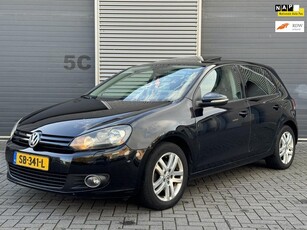 Volkswagen Golf 1.2 TSI Highline BlueMotion Dak/Navi