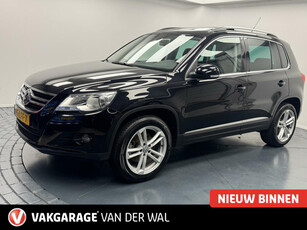 Volkswagen Tiguan 1.4 TSi Sport& Style Navigatie-Cr.contr-Clima-Trekhaak-Panoramadak-Lm18