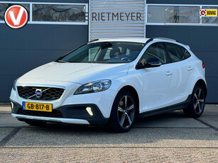 Volvo V40 Cross Country 1.6 T4 Momentum | Trekhaak | Navi