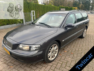 Volvo V70 2.3 T-5 AUT. ECC NAVI LEDER 7-PERS.