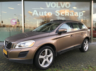 Volvo XC60 2.0 T5 Momentum Automaat | Rijklaar incl 12 mnd Bovag | Panoramadak Keyless entry Dodehoeksensoren