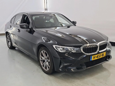 BMW 3-SERIE 320i Executive Edition Sport-Line Aut. *FULL-LED | LEDER-MIRCOFIBRE | NAVI-FULLMAP | VIRTUAL-COCKPIT-PRO | HARMAN/KARDON-SURROUND | ECC | PDC | CRUISE | SPORT-SEATS | AMBIENT-LIGHT | 17