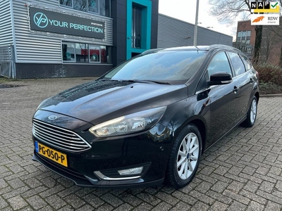 Ford Focus Wagon 1.5 TDCI Titanium - Automaat - Pdc - Navi