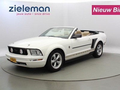 FORD MUSTANG 4.0 V6 Convertible Cabriolet Automaat - Leer