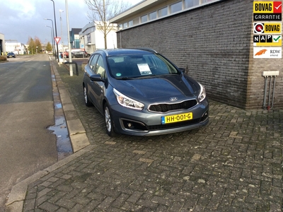 KIA CEE D Cee'd Sportswagon T-GDi 120 PK First Edition navi / camera etc