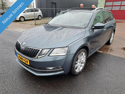 Skoda Octavia Combi 2.0 TDI 150pk DSG GERESERVEERD!!!!!!