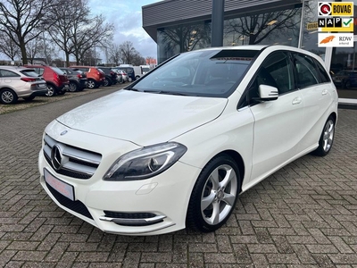 Mercedes-Benz B-klasse 180 Ambition, Navigatie, Clima