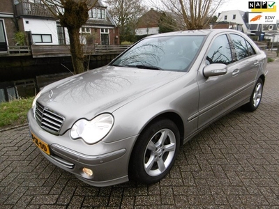 Mercedes-Benz C-klasse 230 Avantgarde 204pk Automaat Navi