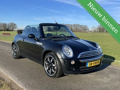 Mini Cabrio 1.6 Cooper Sidewalk (Leder Xenon Cruise Airco)