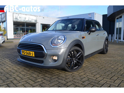 Mini One Salt 4 deurs Sportzetels / Navi / 18