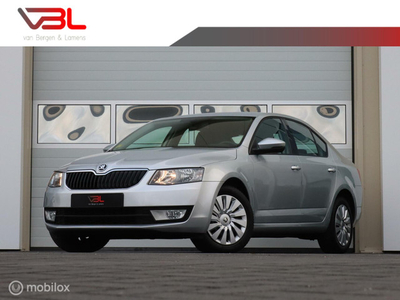 Skoda Octavia 1.6 TDI Greenline Businessline | Navigatie