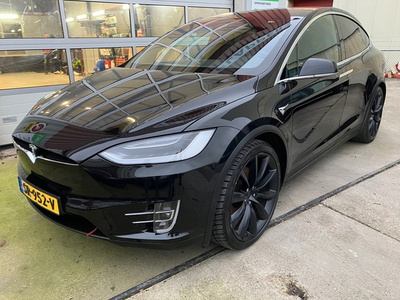 Tesla Model X 75D Base 6p.