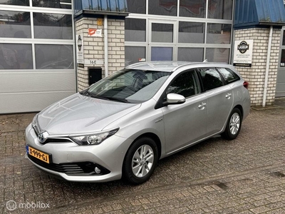 Toyota Auris Touring Sports 1.8 Hybr. Now