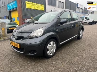 Toyota Aygo 1.0 / Diverse Auto's / modellen / type's / wij