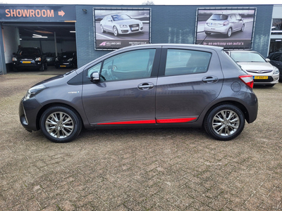 Toyota Yaris 1.5 Hybrid Design - 1e Eigenaar 12.137 Kilometer dealer onderhouden - Airco ecc - Cruise - Navi - Camera - Bluetooth