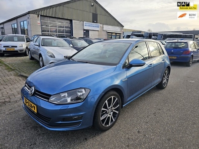 Volkswagen Golf 2.0 TDI Highline DSG- Automaat NAV.+ Airco