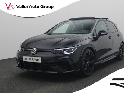 VOLKSWAGEN GOLF 2.0 TSI 320PK DSG R 4Motion Black Style | Pano | Akrapovic | DCC | Leer | IQ Light | Camera | 19 inch