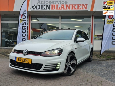 Volkswagen Golf Benzine