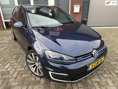 Volkswagen Golf Benzine