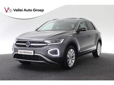 Volkswagen T-Roc 1.0 TSI 110PK Style Pano IQ Light