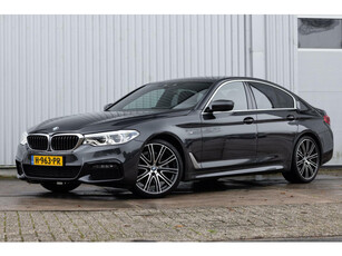 BMW 5-serie 520i High Executive M-Sport|Schuifdak|Head up|20”|Comfortzetels|33.000 km!