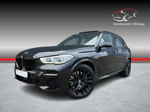 BMW X5 xDrive45e M-sport / pano / B&W / Massage / 22 inch