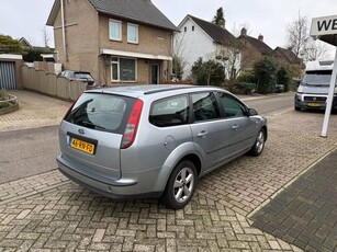 Ford Focus Wagon 1.6-16V First Edition