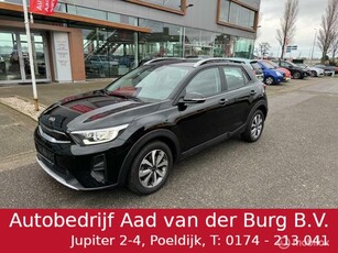 Kia Stonic 1.0 T-GDI DynamicPlusLine Automaat 16 inch velgen & banden , Navigatie , Bluetooth Priveglas , Electr. inklapbare spiegels , Parkeerhulp achter