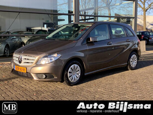 Mercedes B180 automaat, cruise, eerste eigenaar, dealer onderhouden, parkeersensoren,