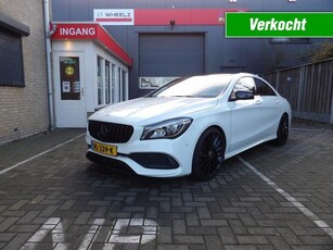 Mercedes-Benz CLA-klasse CLA 200 automaat - panoramadak leder navigatie nieuwstaat!