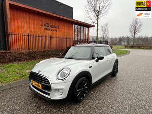 Mini Cooper 1.5 Cooper Chili automaat, pano, sportstoelen