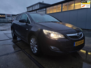 Opel Astra 1.4 Cosmo/XENON/PDC/VERSNELLINGSBAK KAPOT