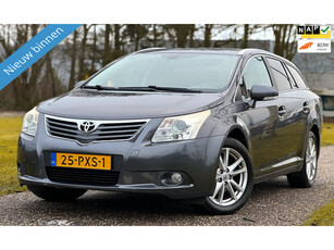 Toyota Avensis Wagon 2.0 VVTi 152PK Automaat|Navi|Camera| Trekhaak!!