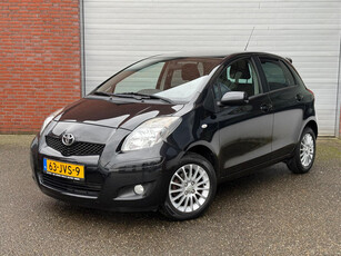 Toyota Yaris 1.3 VVTi Dynamic|AUTOMAAT| AIRCO| NAP| UNIEK