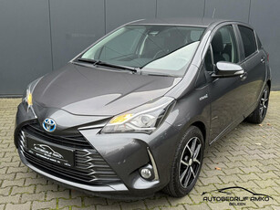 Toyota Yaris 1.5 Hybrid Y20 / AUTOMAAT / FABRIEKSGARANTIE / CAMERA / NAVI /